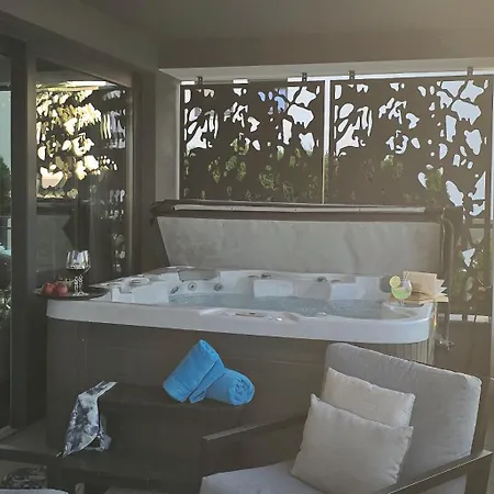 Βίλα Palace Al Nera 1 Deluxe By The Sea Swimming Pool
